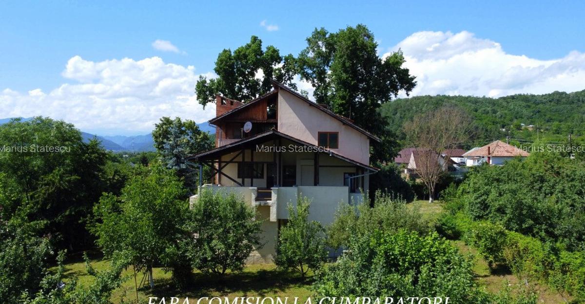 VILA SPECTACULOASA, TEREN 2328 MP - 3 VILA SPECTACULOASA, TEREN 2328 MP - 3