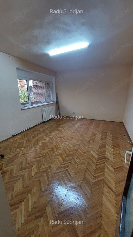 Proprietar vand apartament ultracentral 3 camere - 6