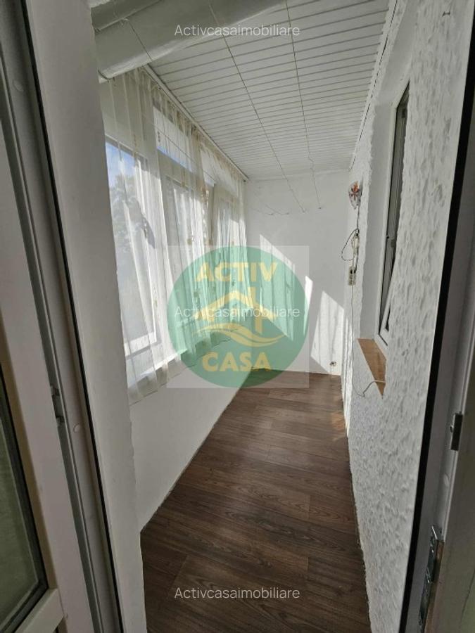 Apartament 2 camere, etaj 2, zona Scoala nr. 5 - 3