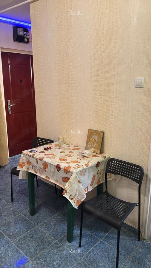 Inchiriez garsoniera zona 1 Decembrie 1918 - 9 Inchiriez garsoniera zona 1 Decembrie 1918 - 9