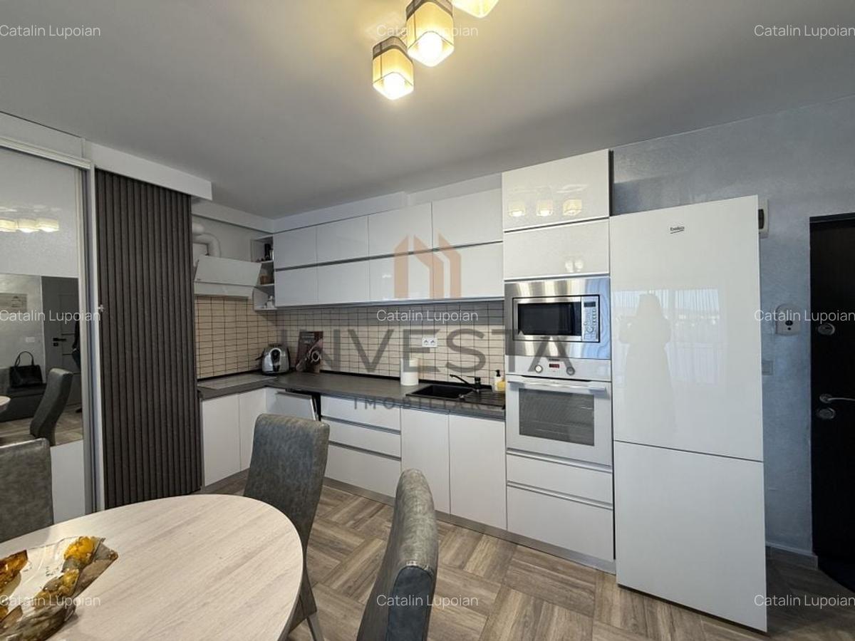 Apartament elegant cu 3 camere și terasă generoasă - zona centrală - 2