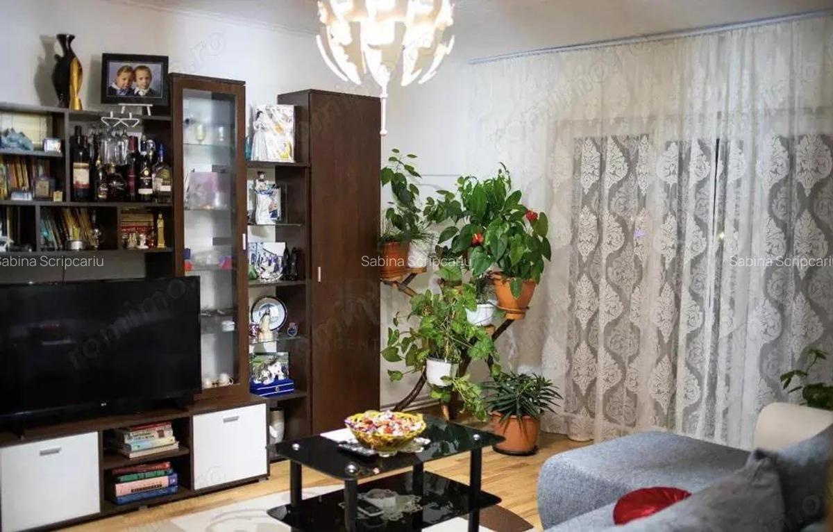 FRATELIA - 4 Camere - ETAJ 3 - Centrala proprie - Boxa - 2