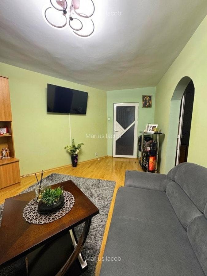 Apartament 3 camere-Metalurgie-Gradinari-etaj intermediar-bloc 1980 - 8