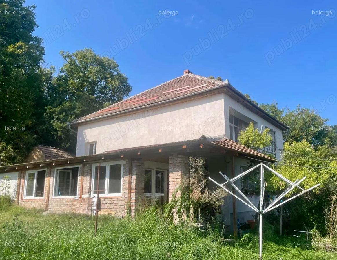 Vand sau schimb casa - 2