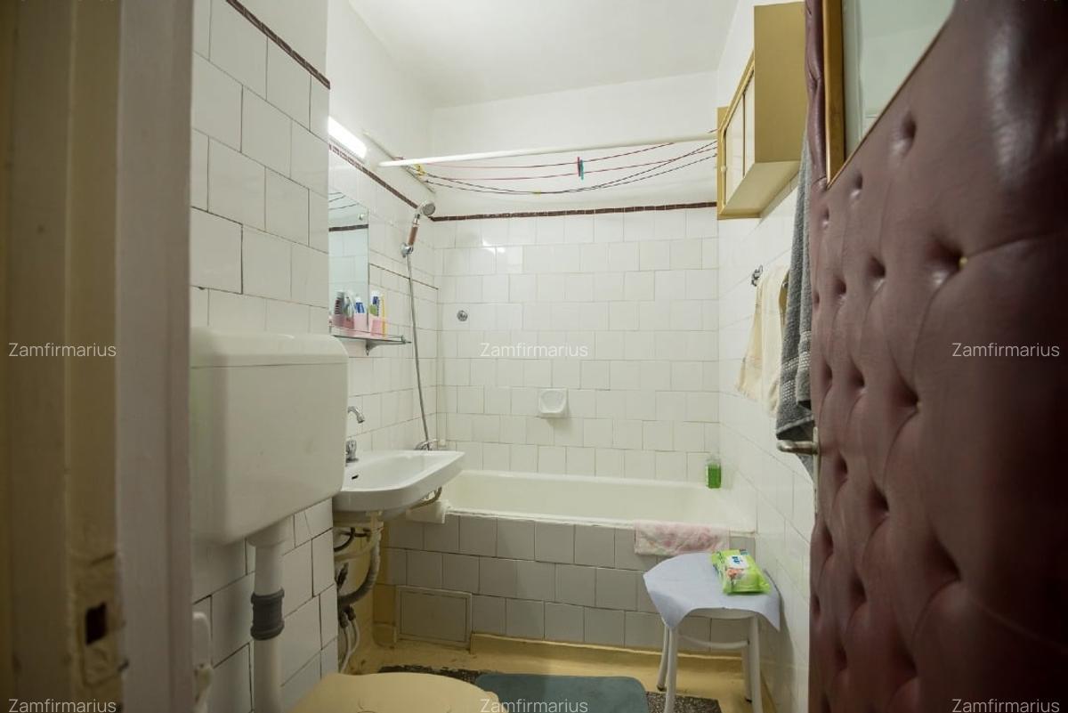 Proprietar vand Garsoniera sector 4 str Turnu Magurele - 2