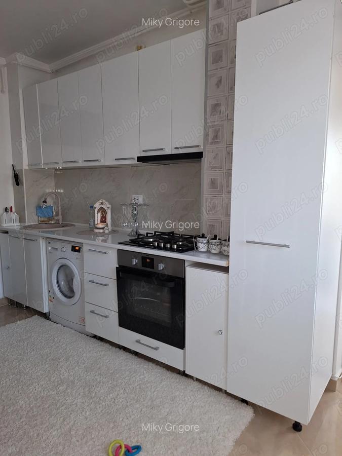 Apartament cu 3 camere de vanzare - 3