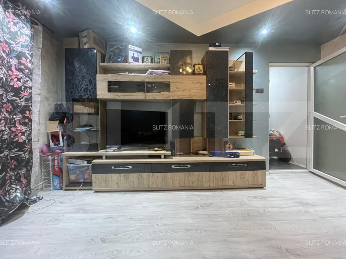 Apartament de vanzare, cu 3 camere, 50,67 mp, zona M11 - 20