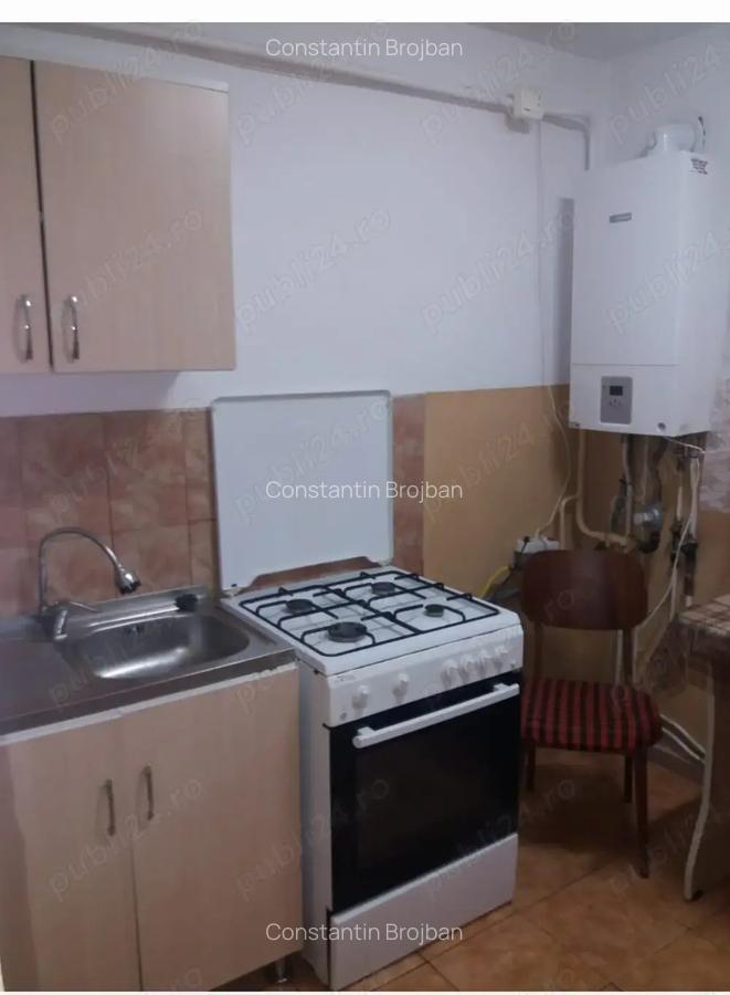 Vand apartament 2 camere decomandat - 1