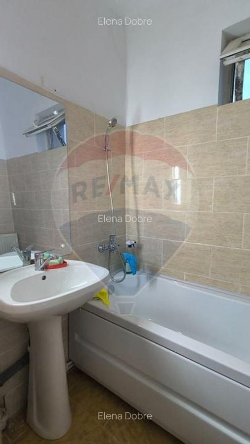 Casa cu 3 camere de vanzare in zona Centrala - 17