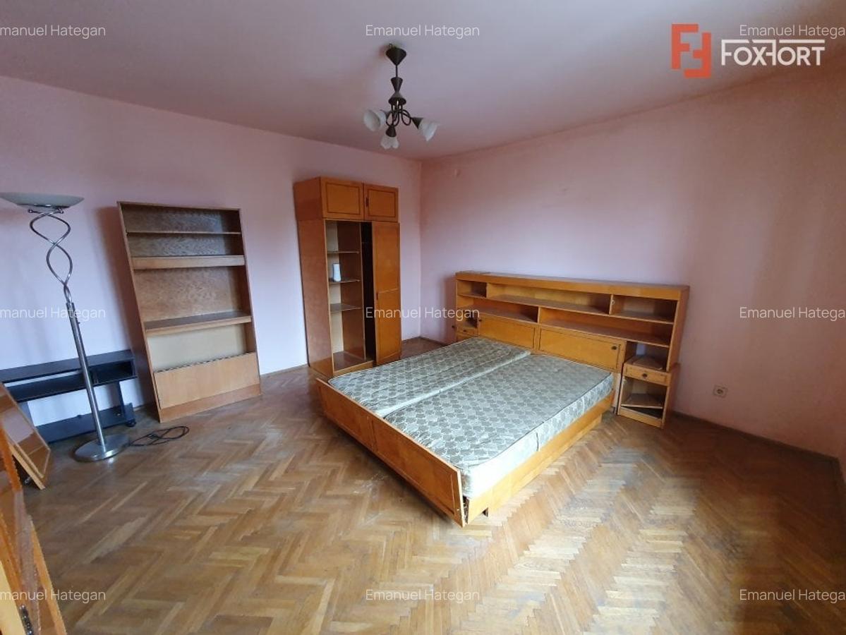 Casa individuala cu 6 camere si teren de 500 mp - zona Kiriac - 19