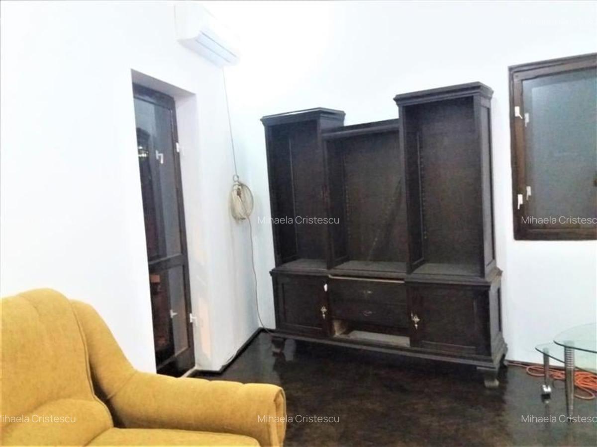 Apartament cu 3 camere circular în 13 Septembrie - 3
