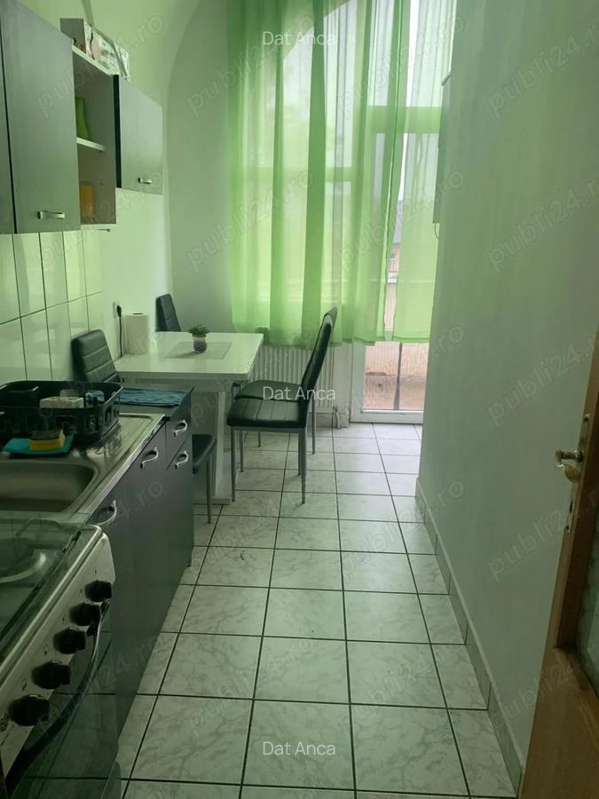 Apartament o camera Rogerius de incghiriat - 3