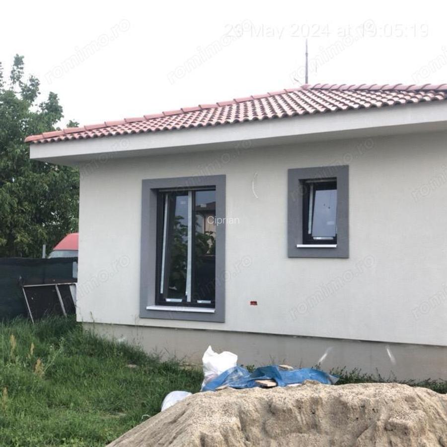 Casa 3 dormitoare INDIVIDUALA pe parter teren 860 mp Giroc - 1