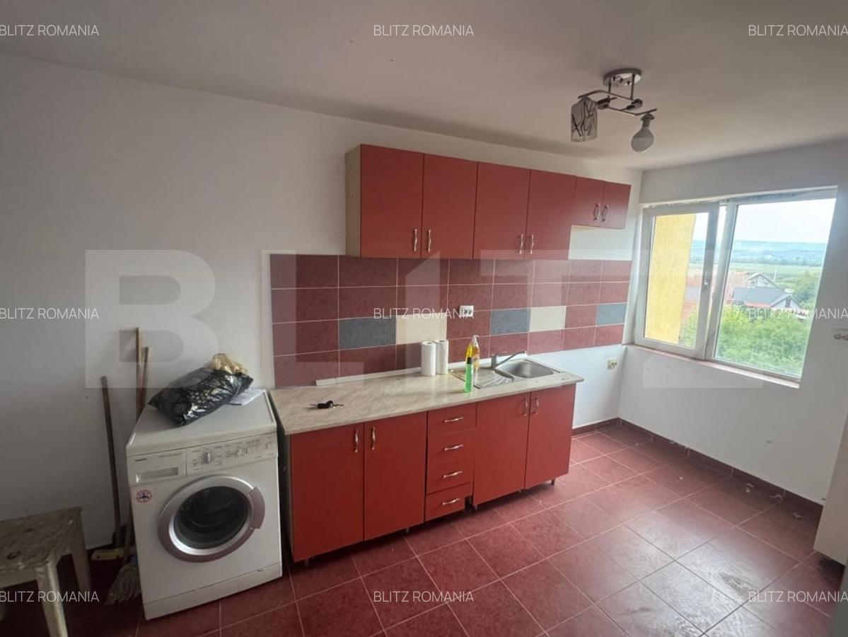 Oportunitate! Apartament pe 2 nivele, Sangeorgiu de Mures, pret excelent! - 2