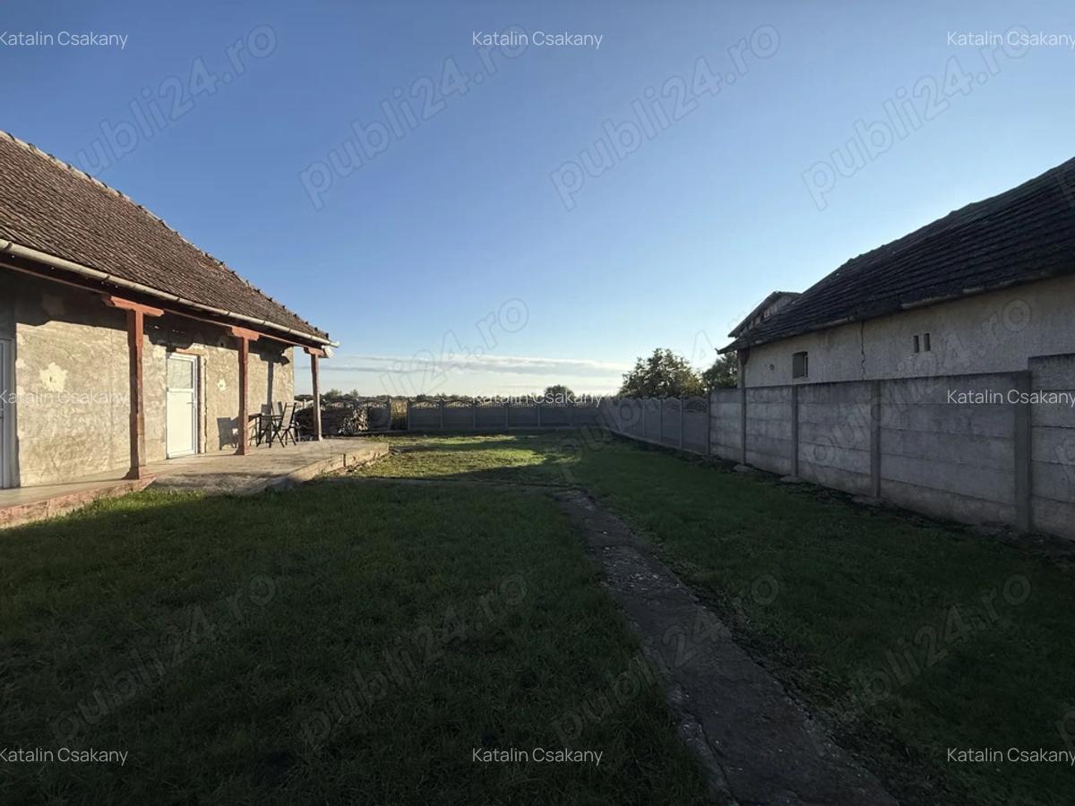 Casa de vanzare,Ciumesti - 1