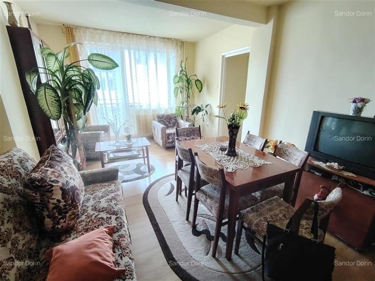 Apartament 4 camere (Gheorgheni, Cart. Bucin 17/B) - 1