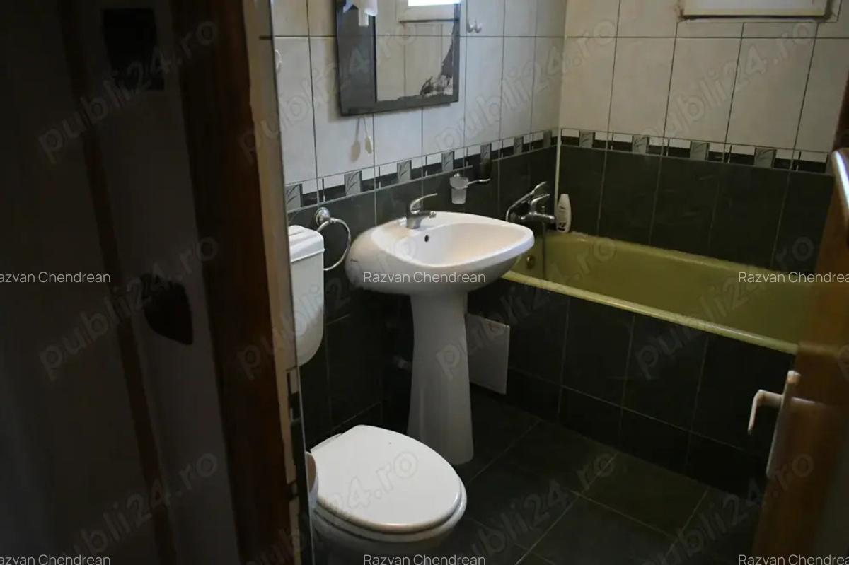 Apartament cu 3 camere utilat, situat in apropierea pie?ei Decebal. - 8