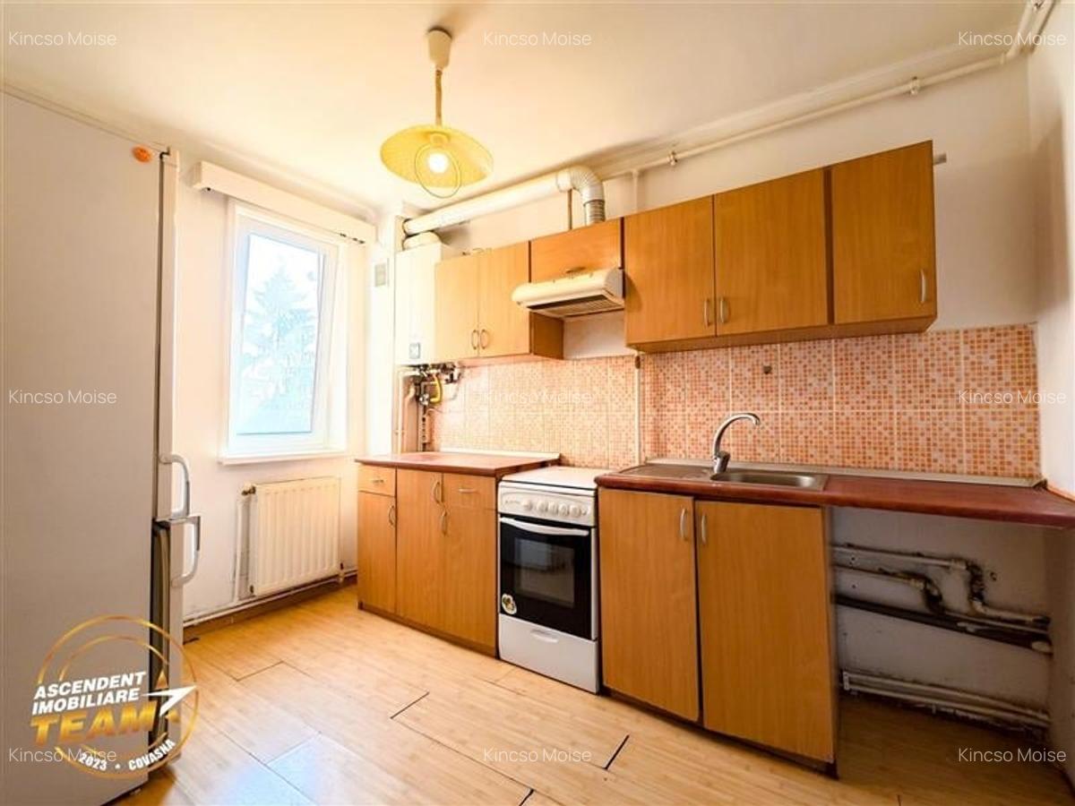 Tur Virtual! Decomandat,3 camere,locatie favorabila,Simeria,Sfantu Gheorghe - 4