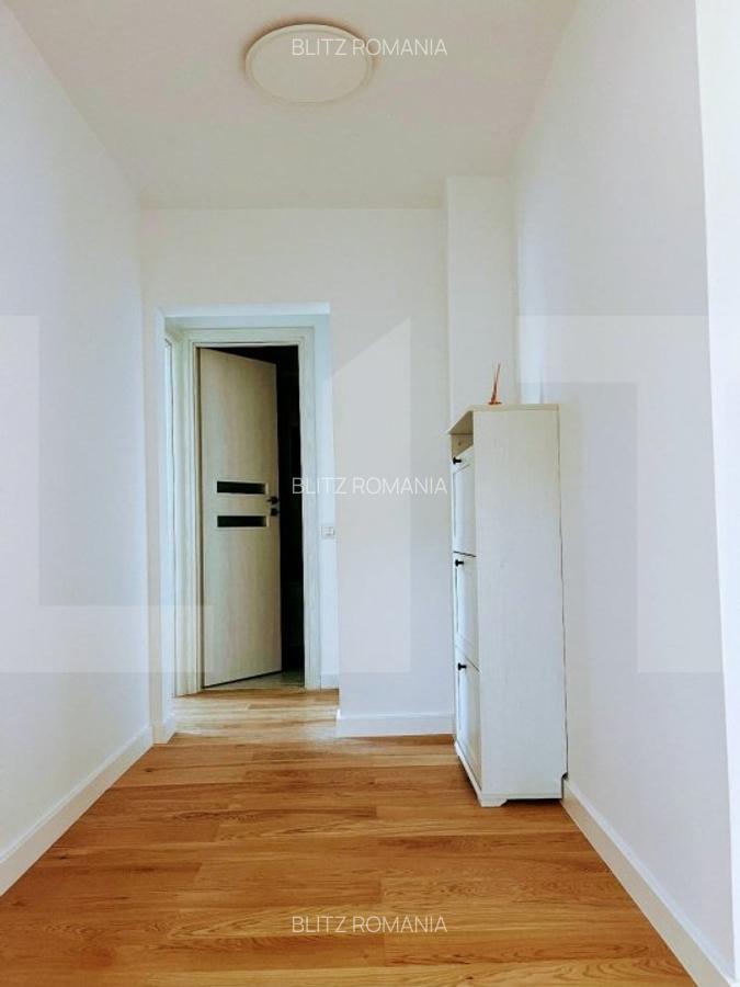 Apartament 3 camere, 67 mp, ultracentral - Piata Romana, complet renovat, etaj 1 - 2