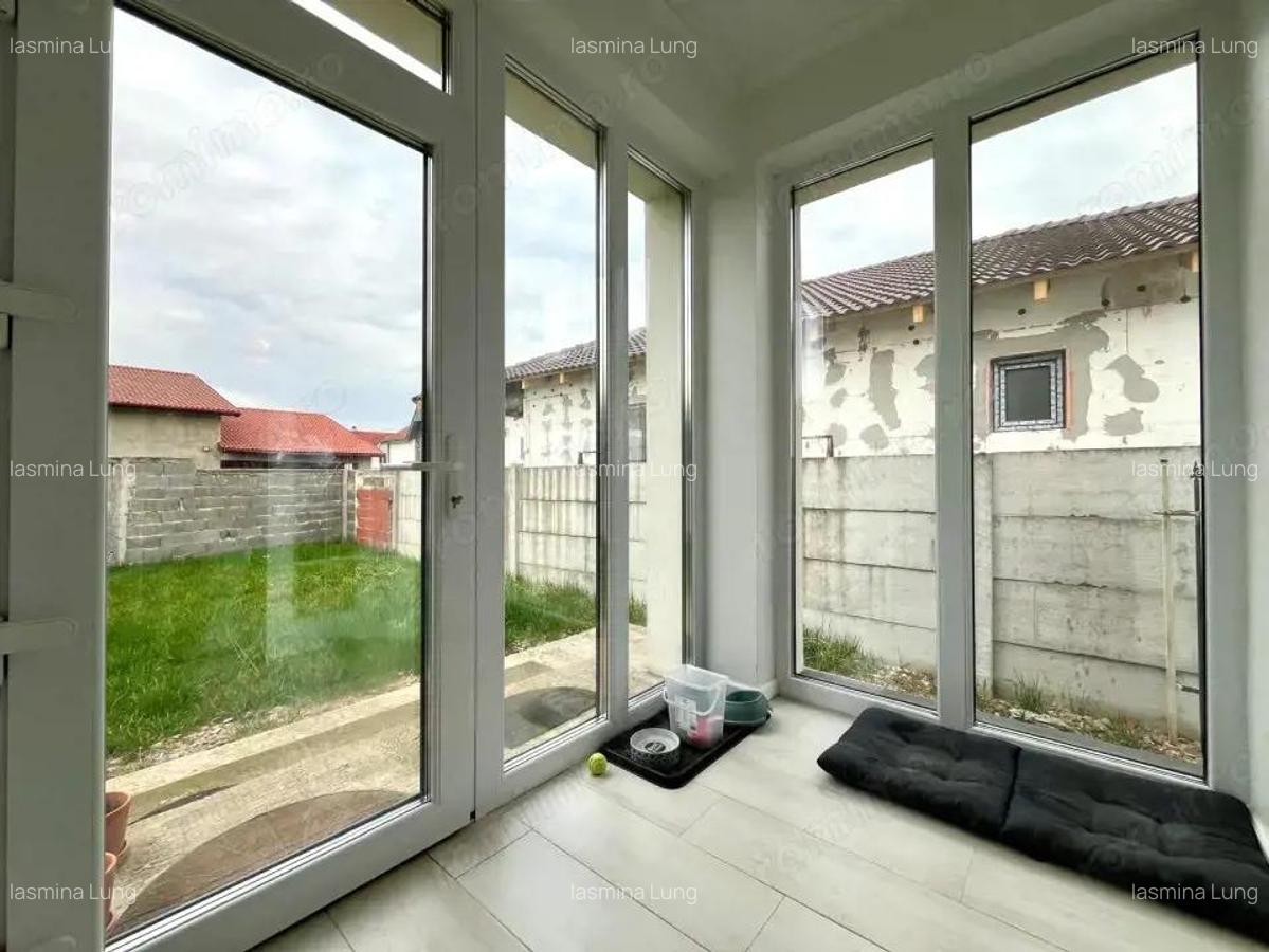 Casa in Cihei , 4 camere , 487 mp teren - 12