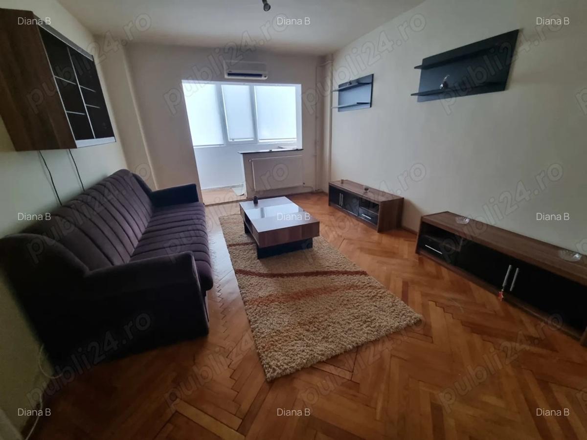 Inchiriez apartament 3 camere - 3
