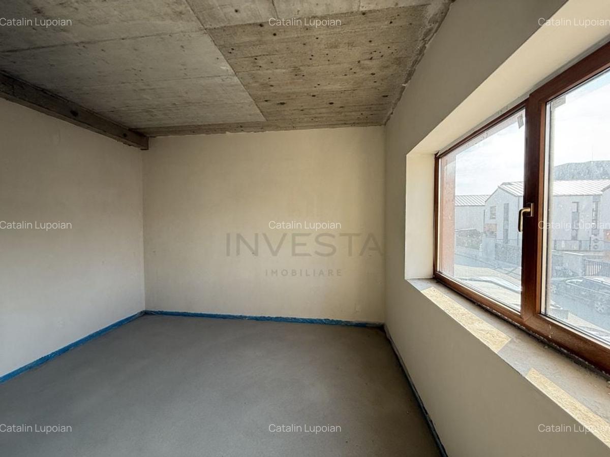 Duplex  cu suprafata utila generosa, pe o strada linistita! - 10