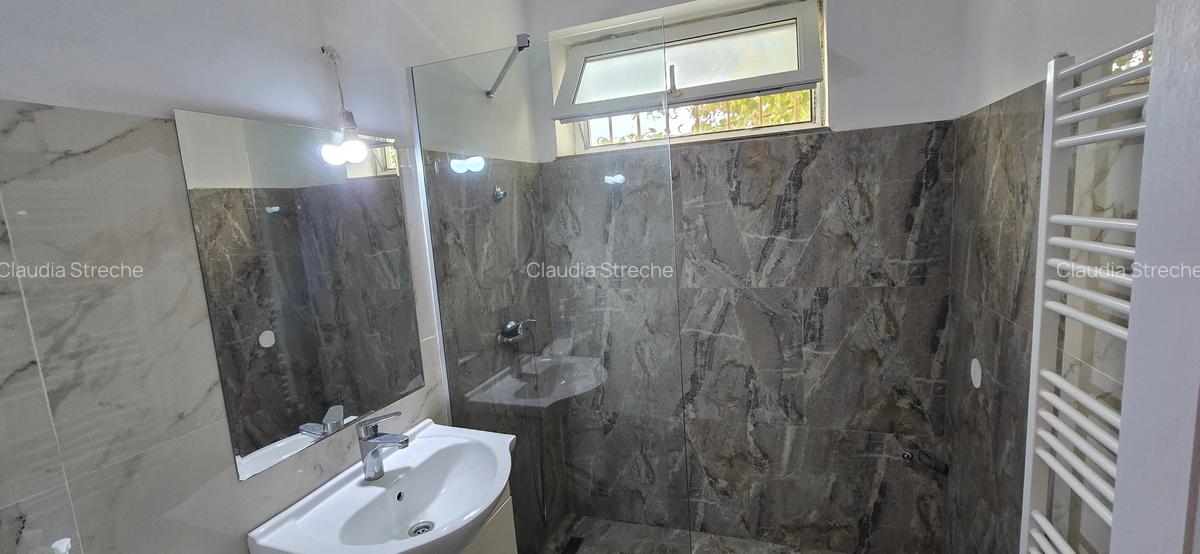Spitalul Judetean, apartament 2 camere, parter,centrala gaz,parcare, termen lung - 16