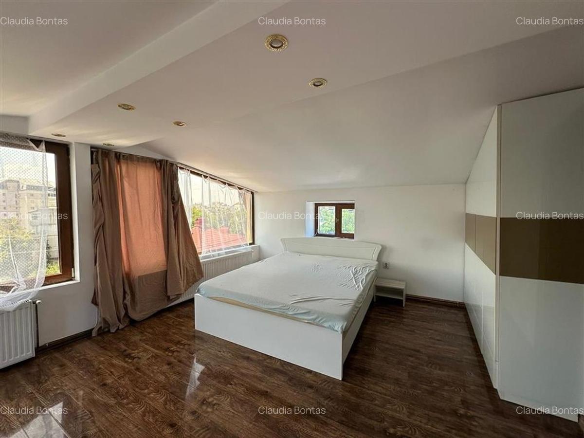 Inchiriere  Apartament cu 2 camere decomandat Copou - 1