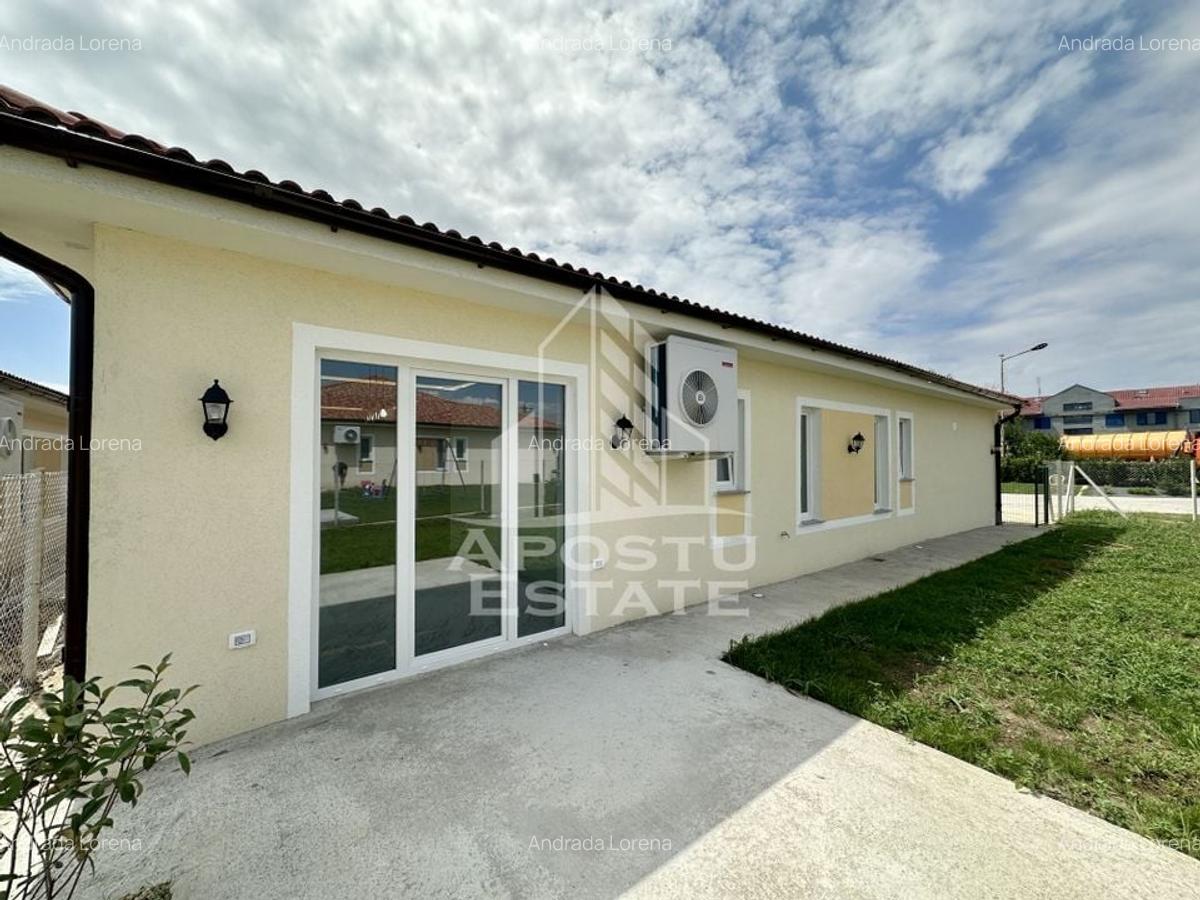 Jumatate de duplex cu 4 camere, in apropiere de Sanandrei - 1