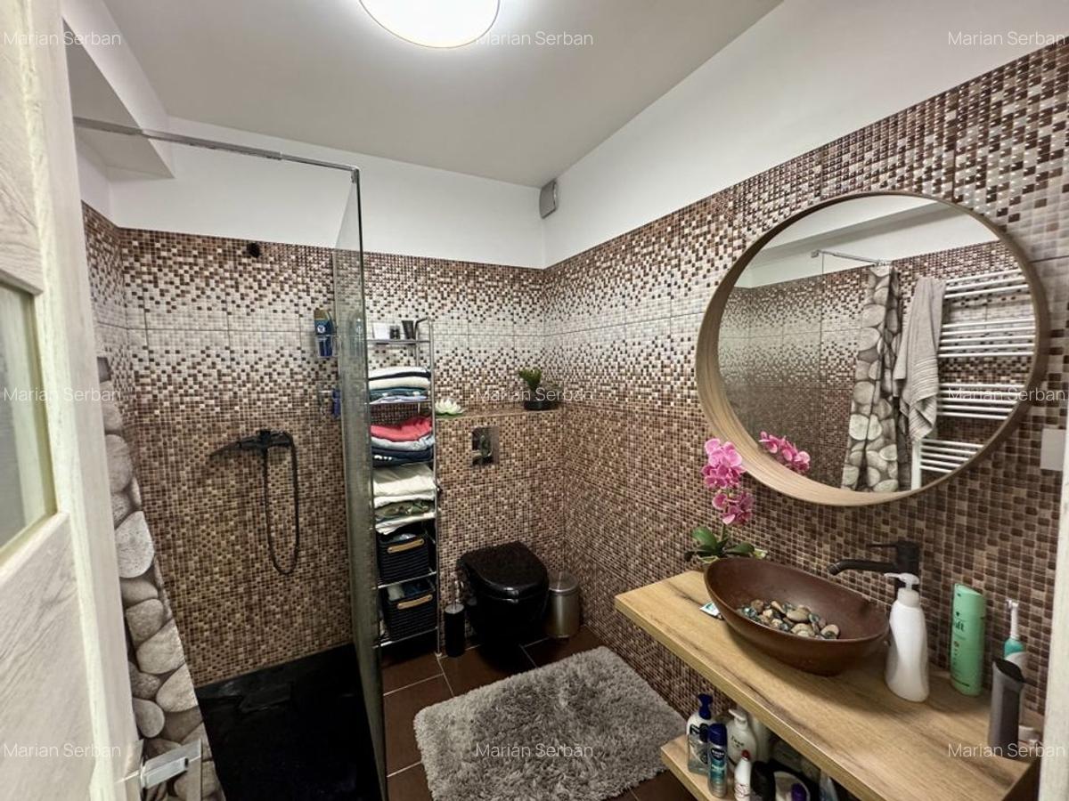 Berceni - VILĂ UNICAT, spațioasă, curte 1.000 mp, la 7 min metrou - 28