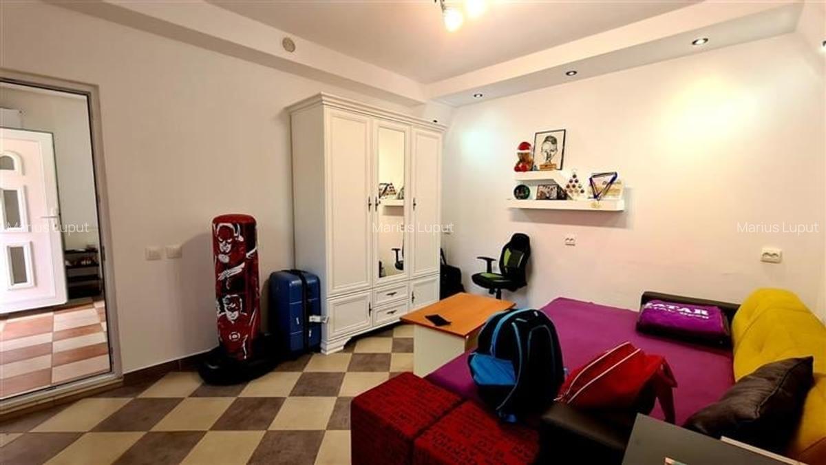 Casă cu 6 camere în Blașcovici - 11