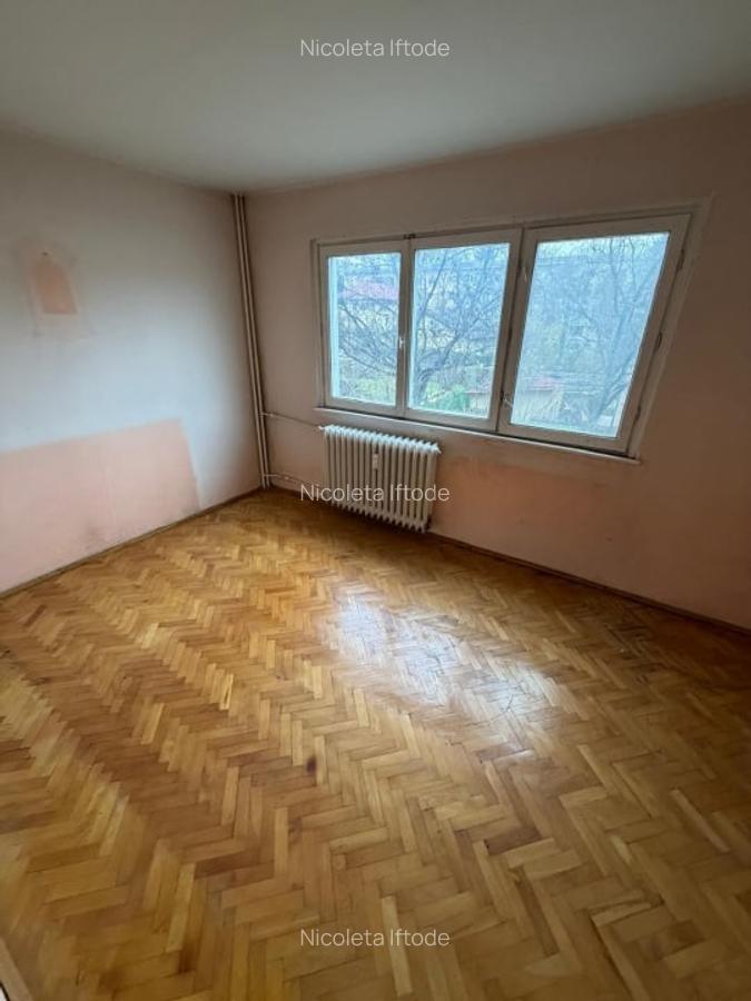 Tatarasi- Apartament 3 camere decomandat, etajul 1 - 1