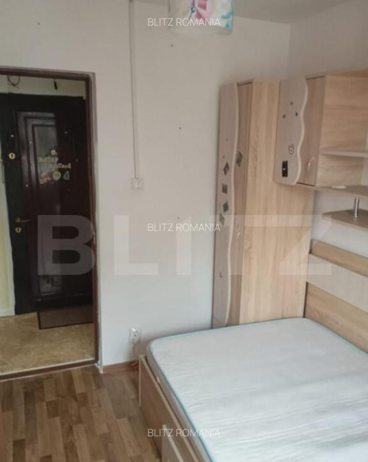 Vanzare Apartament 3 Camere Micro 6 | Decomandat, Utilat, Z - 7
