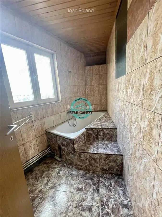 Casa de vanzare cu sup 308 mp, 254 mp teren, in 7 Noiembrie str. Pacii - 13