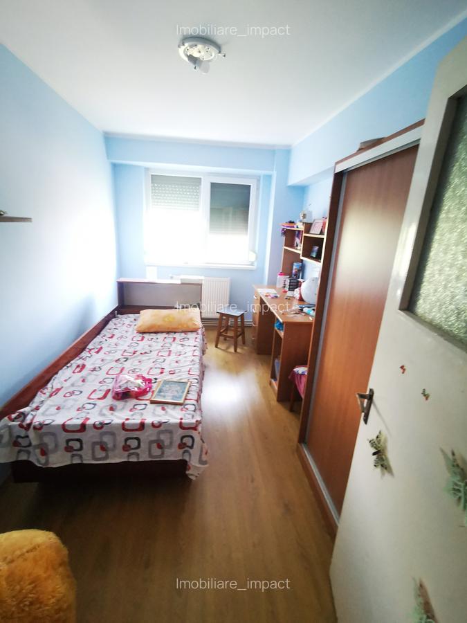 4 Camere M38,suprafata totala 87 mp - 2