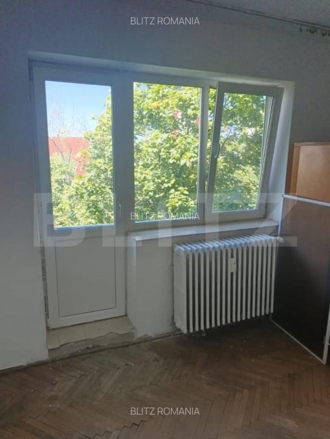 Apartament 3 camere, 55 mp, zona Podu Ros - 1