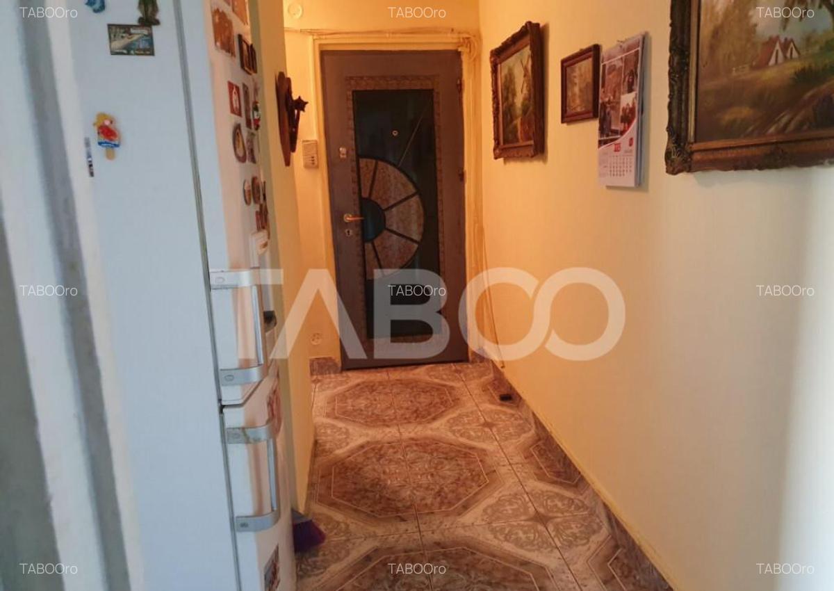 Apartament de inchiriat 4 camere 86 mp utili zona Bulevardul - 9