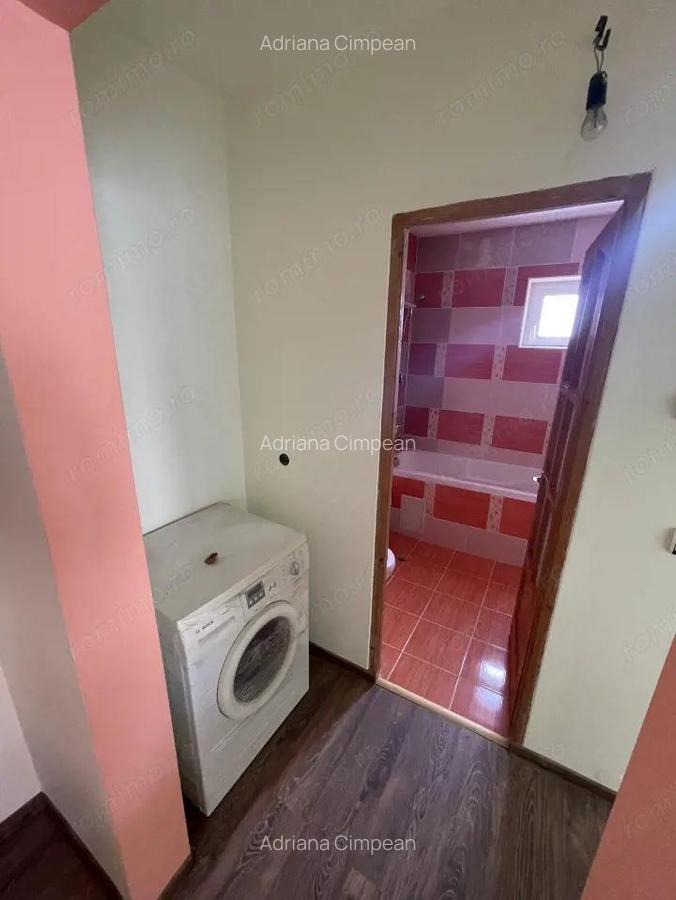 De vanzare apartament cu 3 camere, etajul 2, Dealul Florilor - 12