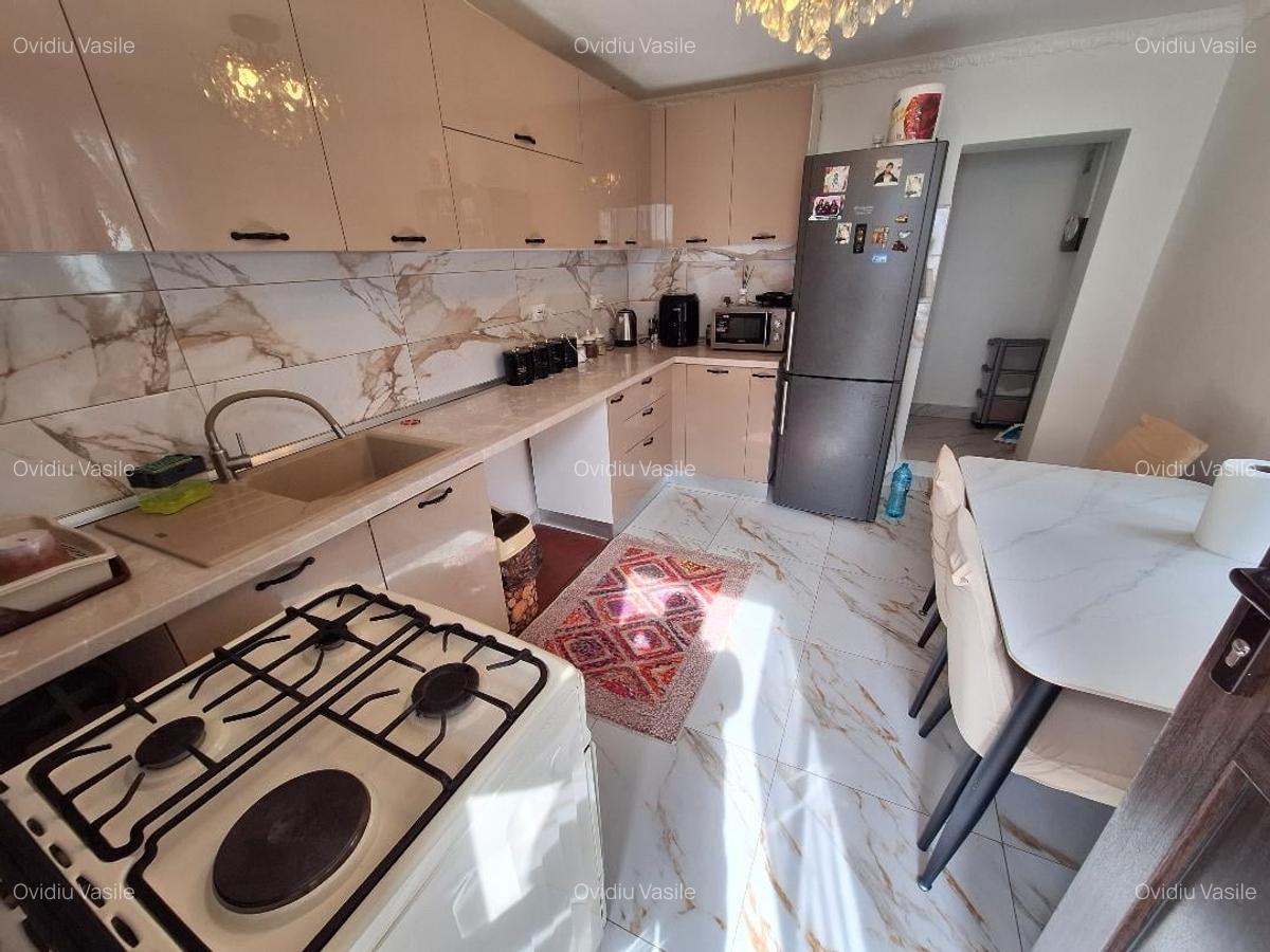 Casă cu 4 camere în Piața Centrală - 5