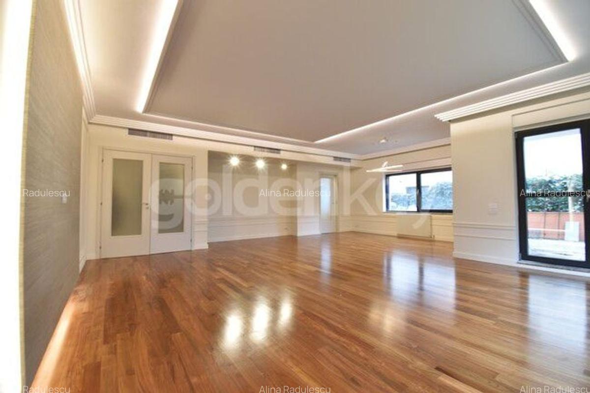 Apartament cu 4 camere si 23mp terase | garaj si boxa - 1