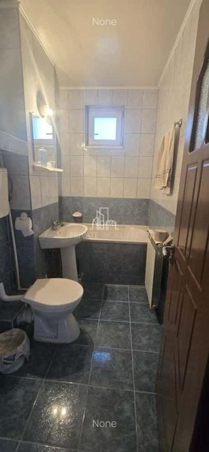 Apartament 3 Camere Et.2/4 de Vanzare, Str Ion Buteanu,  Zona Dambu - 5