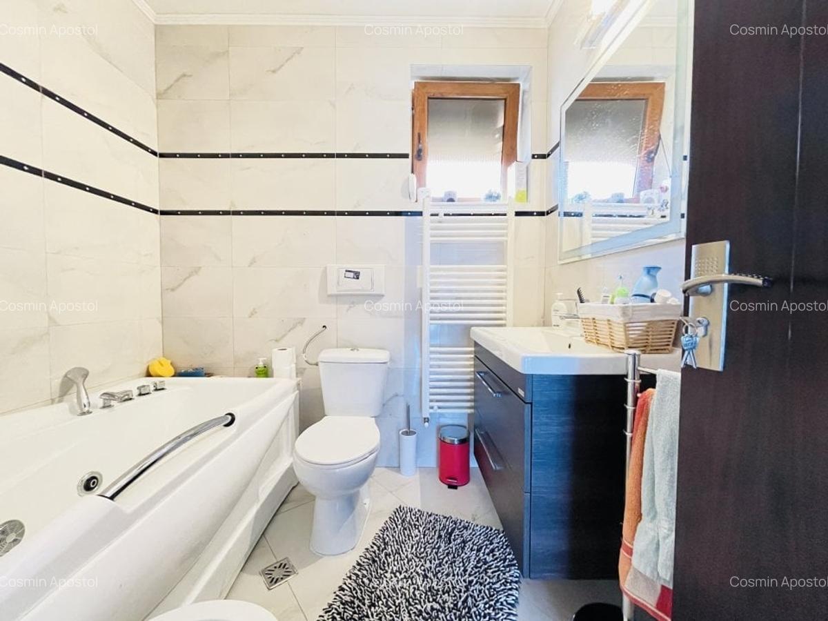 Duplex cu 8 camere în Bod - 9