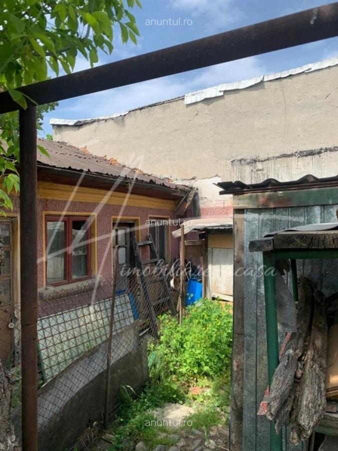 Casa demolabila cu teren de 152 mp. in sector 6, str. Cetatea Ciceului 14 - 6