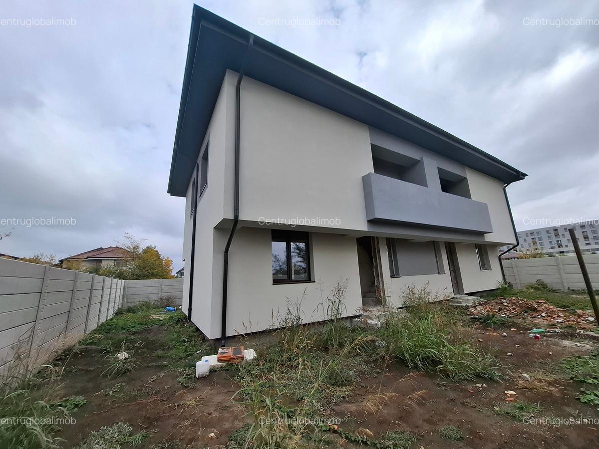 Casa 4 camere - 4 Casa 4 camere - 4