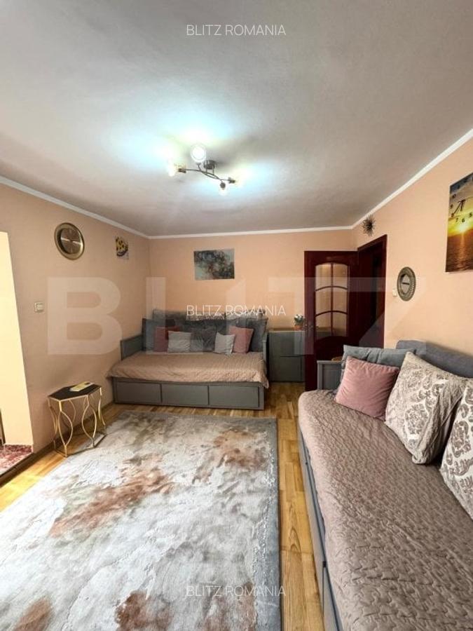 Apartament de vanzare, cu 4 camere, 83 mp,  zona Astra - 2