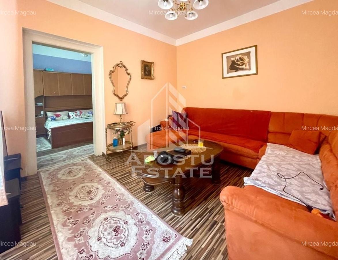 Apartament cu 2 camere nedecomandat în Central - 1