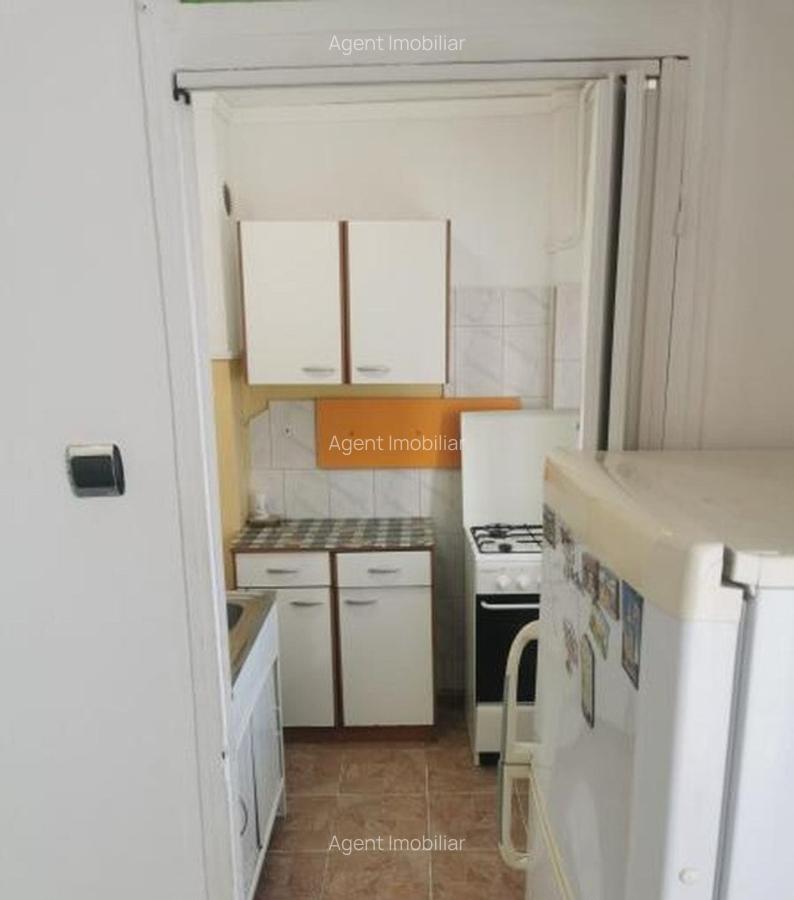 Dristor etaj 10 camil ressu mc donalds - 7