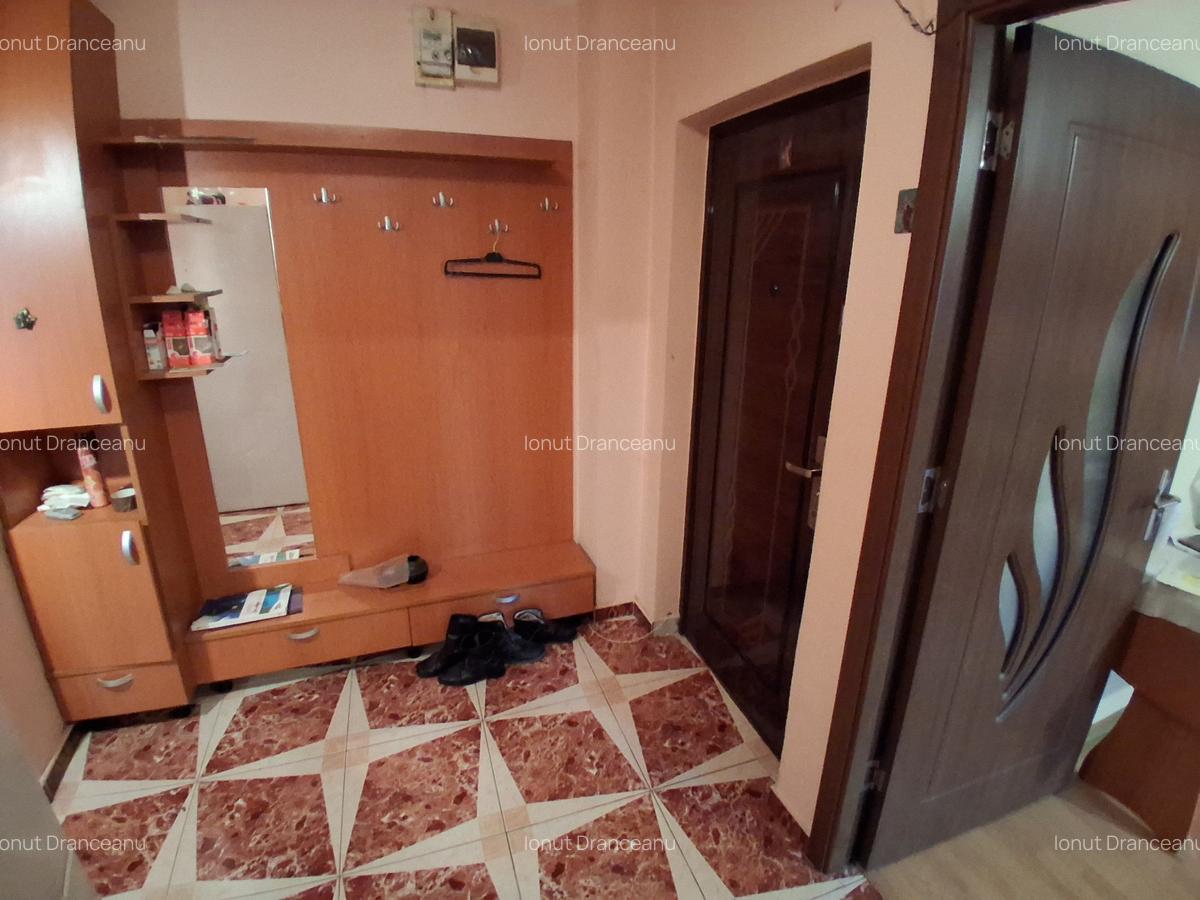 CANTA PROFI 2 CAMERE DECOMANDAT PARTER 48 MP BLOC 1980  COD 160529 - 6