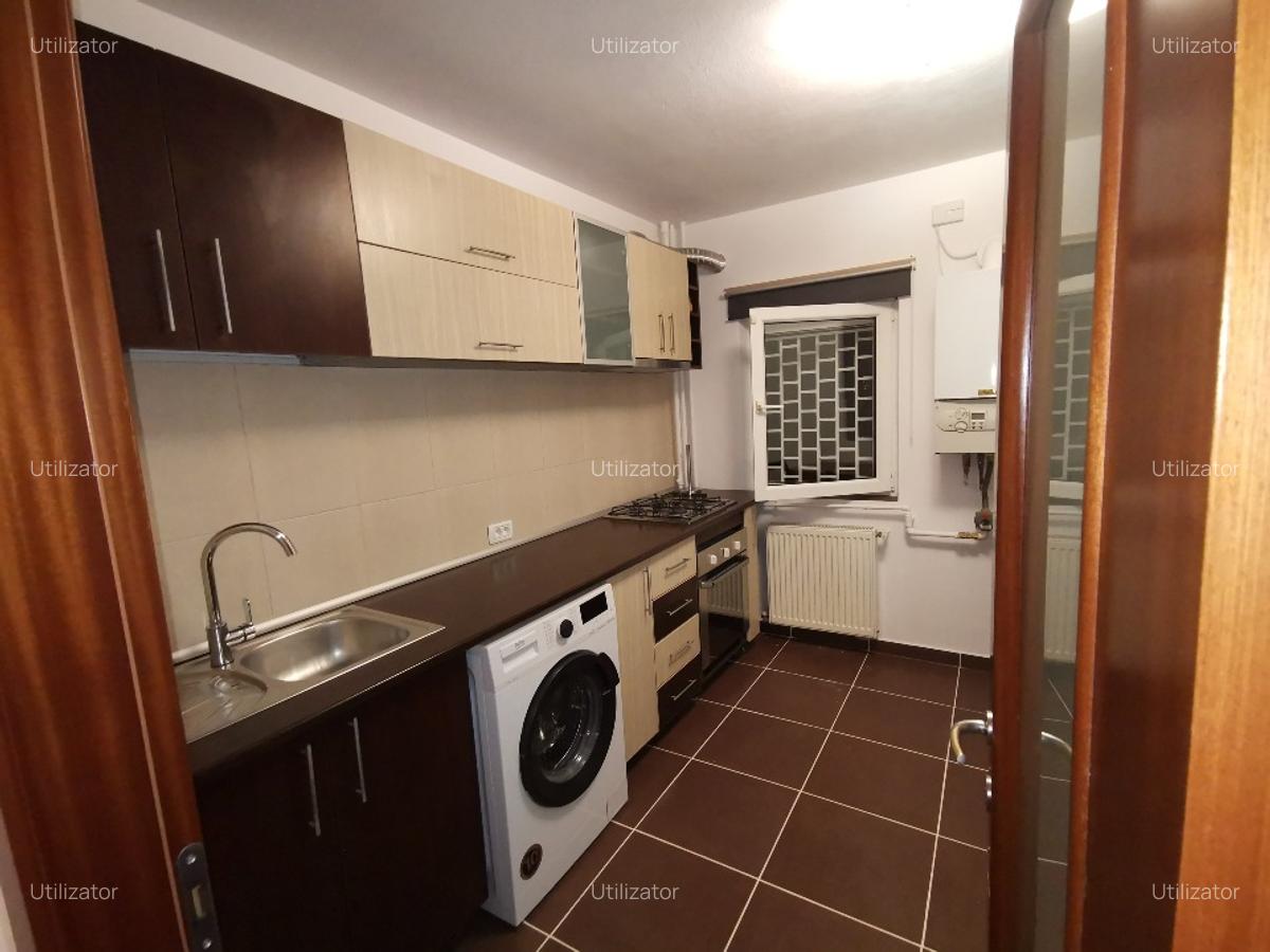 Proprietar, 3 camere, Nerva Traian, et. 2/8, centrală proprie 2025 - 2