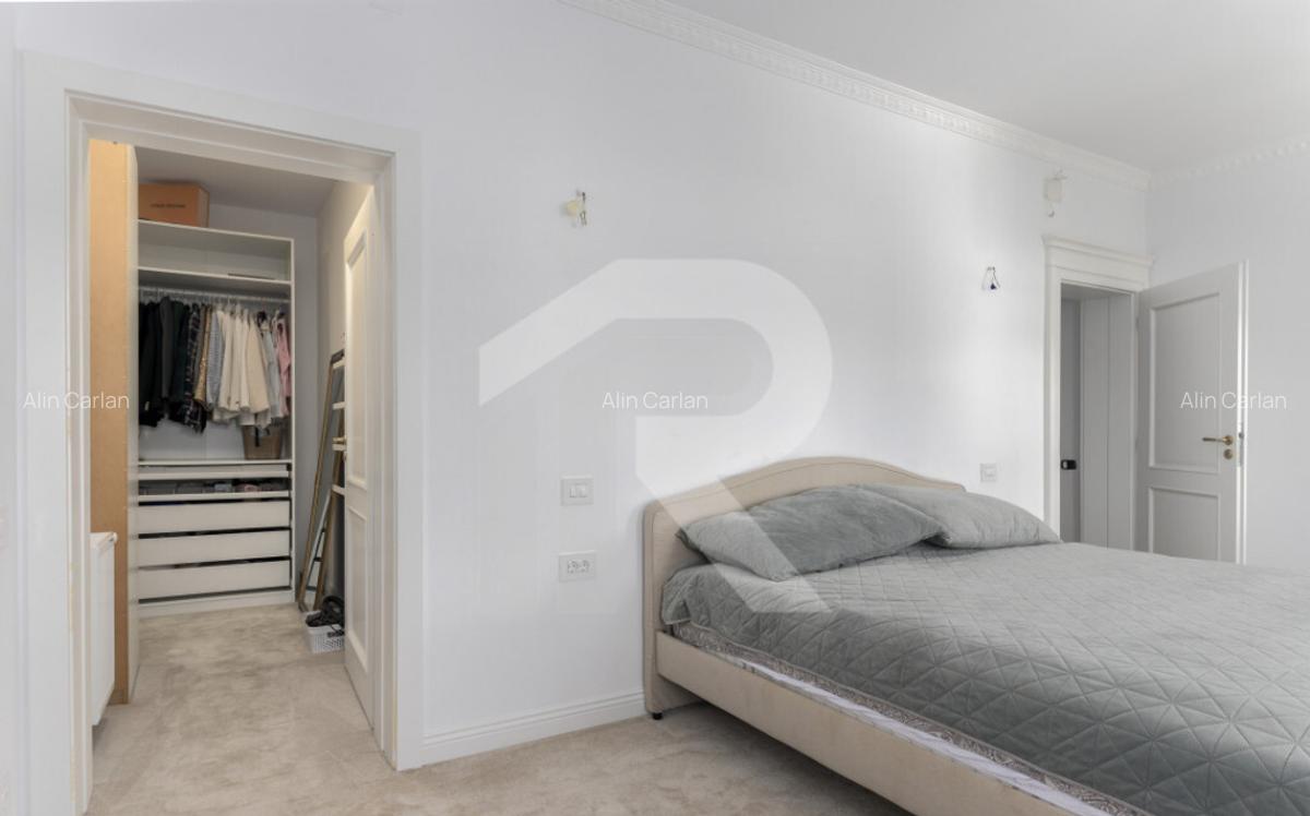 Vila eleganta cu piscina ?i ie?ire la Lac Caciula? - 9